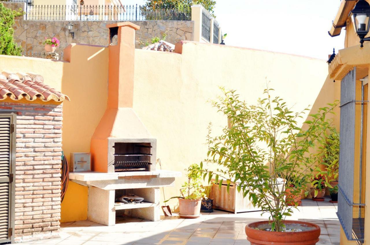 Angeles Holiday home *